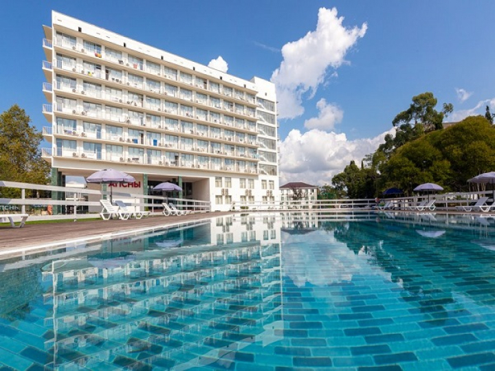 Гостиница "Апсны" - Гудаута